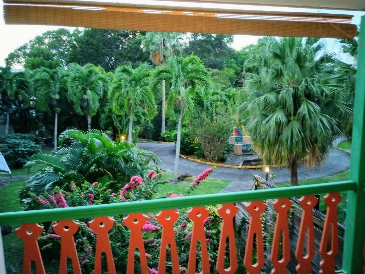 Studio Hibiscus سانت آن المظهر الخارجي الصورة